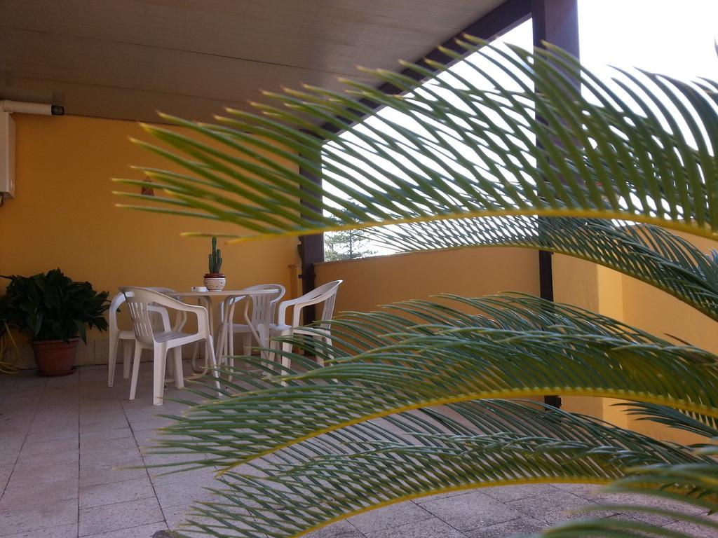 La Via Del Mare - Acireale Centro Storico Apartment Стая снимка
