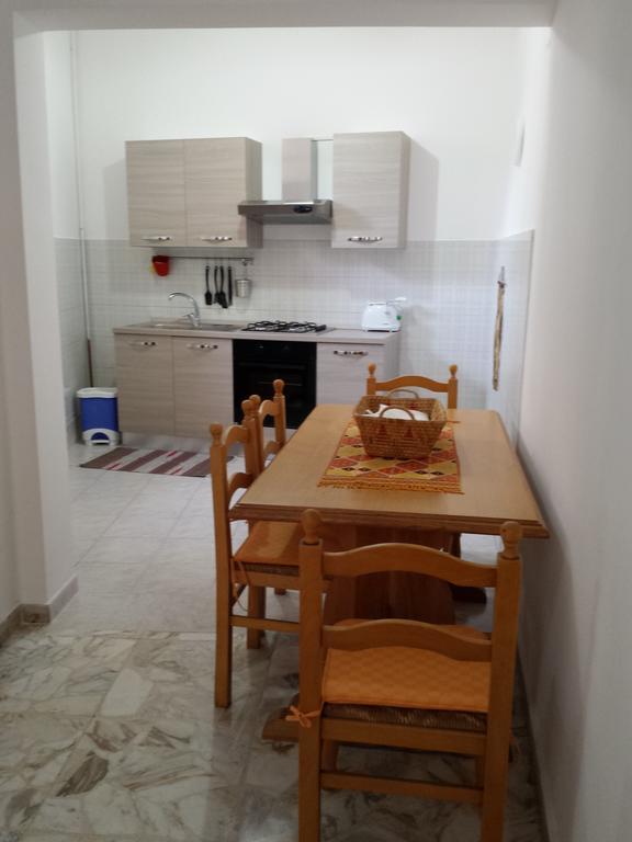 La Via Del Mare - Acireale Centro Storico Apartment Екстериор снимка